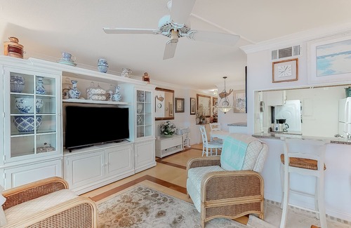 Bethany Beach Condo | Sea Colony 5th-floor ocean-view condo with sauna, pool, hot tub, & basketball