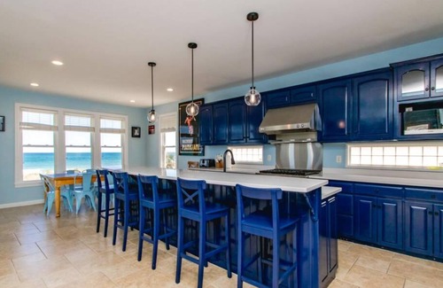 Surf City House | Sea Dragon - 6BR, Great Ocean Views, Pool, Hot Tub, Dog Friendly!