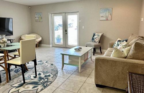 Beverly Beach House | Sea Forever Cottage Flagler Beach Walk To The Beach Pet Friendly