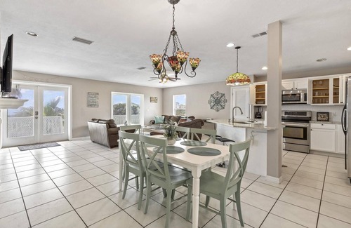 Flagler Beach House | Sea Forever Pet Friendly Sleeps 14 Large Family Home Close To The Beach With Ocean Views