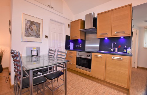 Aberdovey Apartment | Sea Front ,1 Bedroom Apartment With Panoramic Sea Views