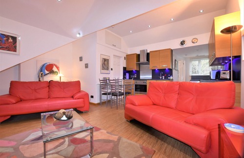 Aberdovey Apartment | Sea Front ,1 Bedroom Apartment With Panoramic Sea Views