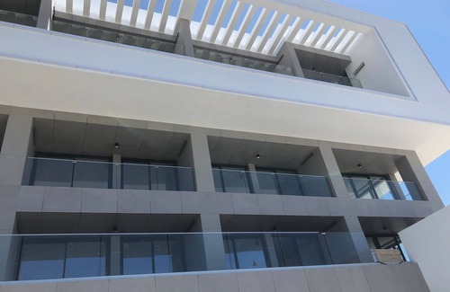Bolonia Apartment | SEA FRONT APARTMENT