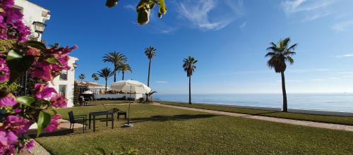 Sitio de Calahonda House | Sea Front Beach House Macarena D