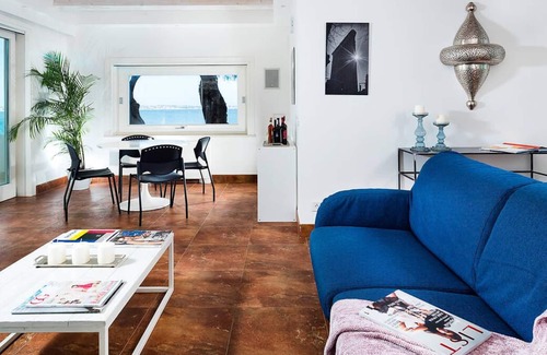 Santa Maria del Focallo Villa | Sea front modern house