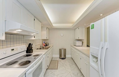 Whitney Beach Condo | Sea Grape Inn #3 - Beachfront Property