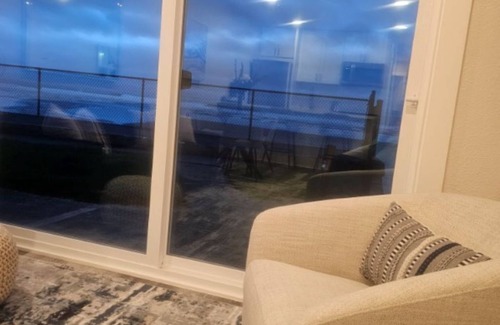 Lincoln City Condo | SEA GYPSY EXCELLENCE VIEW Condo 125 nGround Floor, On the Beach, Pool, Kitchen