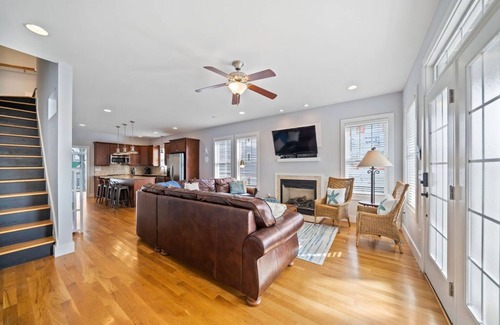 Wilmington Beach House | Sea Home Alabama - 3 Blocks From Beach With Private Pool And Ocean Views