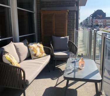 Westerkwartier Apartment | Sea It Apartment - big terraces - garage - 400m from the sea Oostende-Mariakerke Bad
