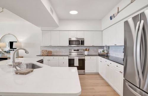 Orange Beach Condo | "Sea La Vie" 🐟 A Pure Salt Property 🐟 Directly on the Beach!