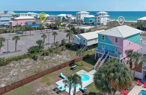 Gulf Shores House | ♥Sea La Vie at Gulf Shores 200 Ft to Beach Heated Pool 6BR Sleeps 20! ♥