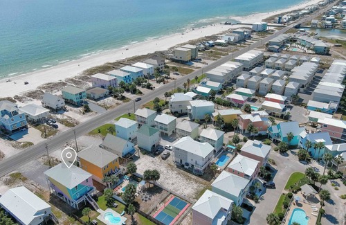 Gulf Shores House | ♥Sea La Vie at Gulf Shores 200 Ft to Beach Heated Pool 6BR Sleeps 20! ♥