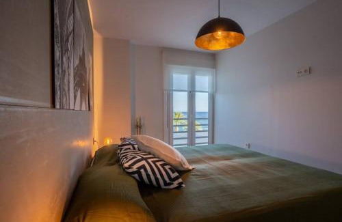 Aguadulce Apartment | Sea Level, Apto sofisticado en primera linea playa