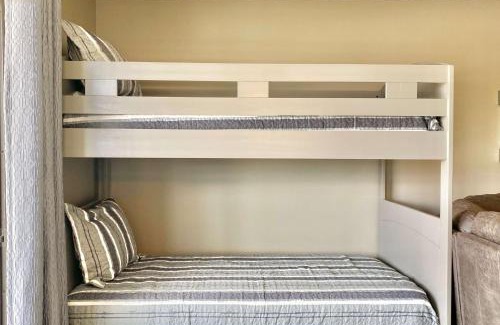 Gulf Shores House | Sea Oats C105 by ALBVR - Updated 3BR, 2BA Condo, Outdoor Pools, Pier, Dedicated Beach Access, and Smart TVs