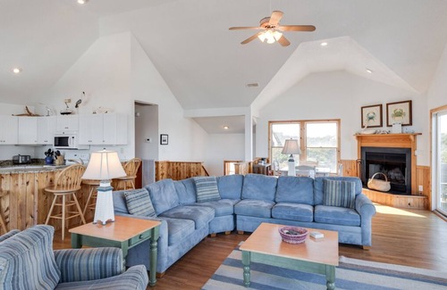 Spindrift House | Sea-renity: Spindrift gated community, private pool and hot tub.