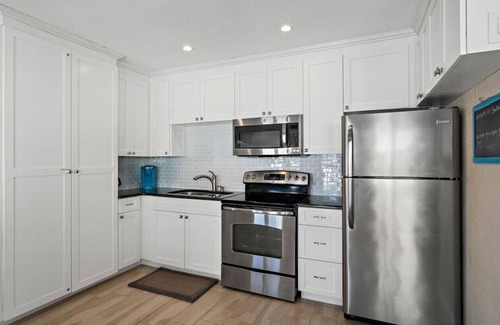 North Redington Beach Apartment | Sea Rocket 28: 1BD/1BA Beachside Tranquility