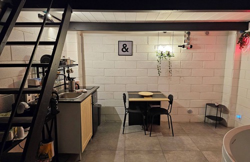 Municipio 1 Apartment | Sea Side Bari one-room apartment
