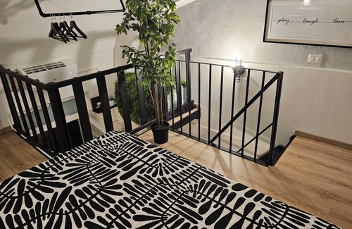 Municipio 1 Apartment | Sea Side Bari one-room apartment