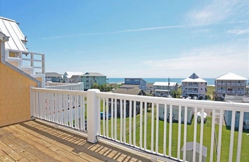 North Carolina Coast House | SEA & SOUND VIEW W/ELEVATOR, 7 bed/4 bath!Best views of ocean and intercostal