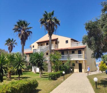 Agios Stefanos Avliotes Hotel | Sea & sun view