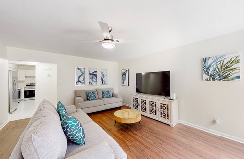 Perdido Bay Villas House | Sea Turtle Sanctuary | Recently renovated townhouse in Pensacola