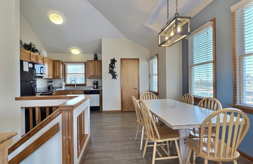 Buxton Cottage | Sea Turtle- Semi-Oceanview- Short Walk to Beach- Community Pool & Spa