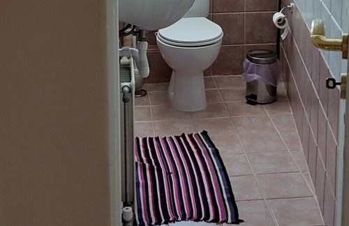 Agia Marina Mikrolimanou House | Sea view 2-double Bed House in KERATEA