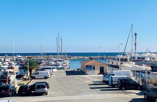 Solenzara Apartment | Sea view apartment in the heart of the village with shared pool