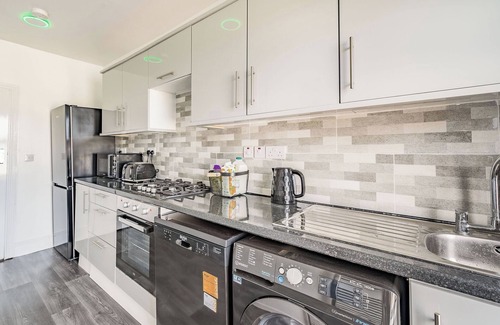 South Shore Cottage | Sea View Apartment Two - UK36847
