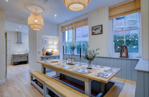Cromer House | Sea View, Beach Road, Cromer