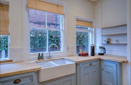 Cromer House | Sea View, Beach Road, Cromer