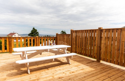 L'Ile-du-Havre-Aubert House | Sea view boutique hotel room