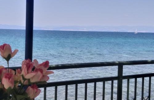 Megalos Prinos House | Sea View Bungalows