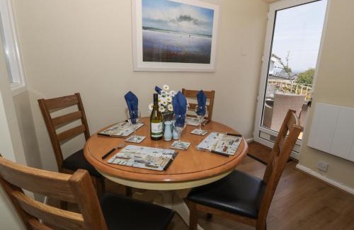 Tyn-y-Gongl House | Sea View