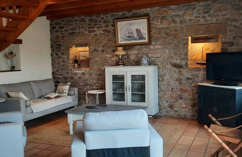 Plouguerneau Ski Chalet | Sea view house for 6, 100m from the beach