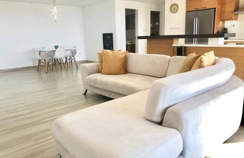 Al Hamra Village Apartment | Sea view large 3 bedroom 'Escape Artist' Apt.