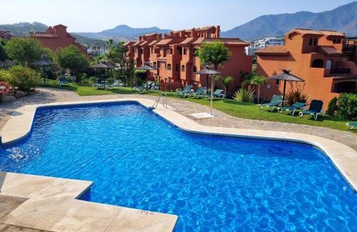 Buenas Noches Apartment | Sea View Penthouse Apartment with Hot Tub - Casa Bella Vista, Buenas Noches , Estepona