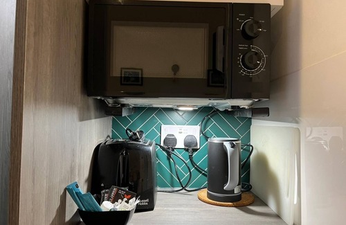 Brighton City Centre Apartment | Sea view, pet friendly central Laines location, 1 minute from station