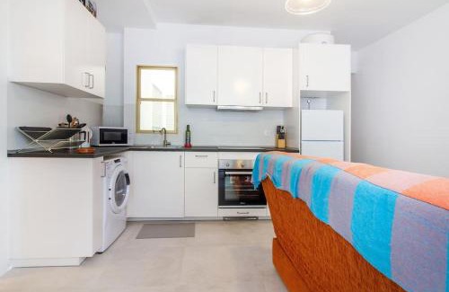 Santa Pola Apartment | SEA VIEW, walking distance! Refurbished 2 bed, modern. 20 min. from Alicante Airport