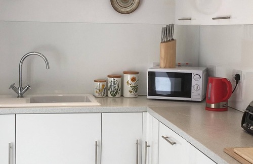 Hele House | Sea views, sleeps 8, 4 bedrooms, nr Woolacombe, parking