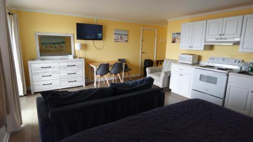 Topsail Beach Hotel | Sea Vista Motel
