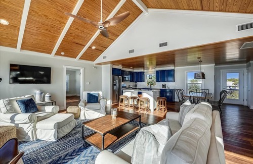 Sea Palm Village House | SEA WATCH WILL TAKE YOUR BREATH AWAY!