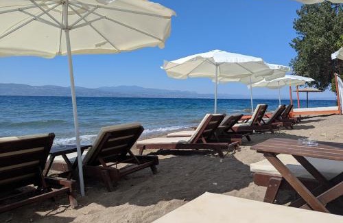 Amarinthos Apartment | Sea You on the Beach