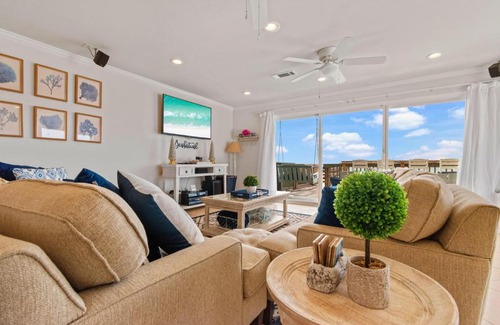 Navarre Beach Apartment | Seabatical