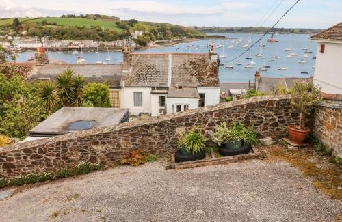 Mylor Churchtown House | Seabien