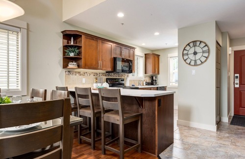 Regional District of Nanaimo Cottage | Seabreeze Cottage - Perfect holiday retreat!