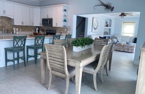 Key Colony Beach House | Seabreeze Marathon Oceanside 4/3 Pool Boat Dock