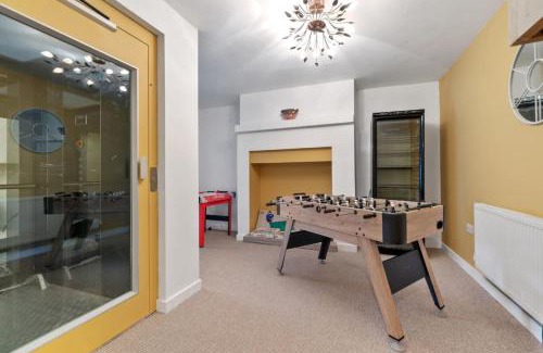Morecambe House | Seabreeze Morecambe Breathtakingly Spacious Stay