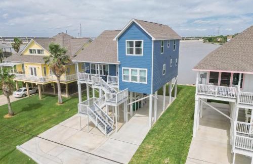 El Lago House | Seabrook Shores 3br Bayfront Hideaway W Deck