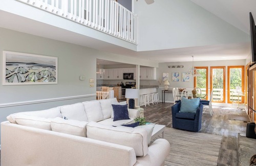 Pine Knoll Shores House | Seacluded Tree House, Oceanfront House in Pine Knoll Shores, NC!
